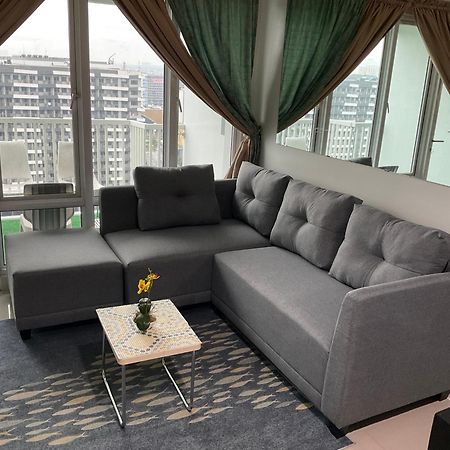Sea 2-Br Unit With Free Parking Near Mall Of Asia Pasay Esterno foto