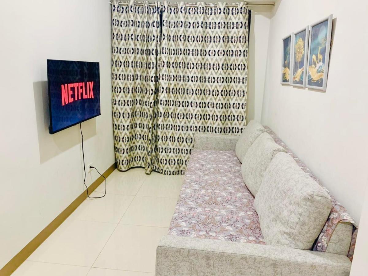 Sea 2-Br Unit With Free Parking Near Mall Of Asia Pasay Esterno foto