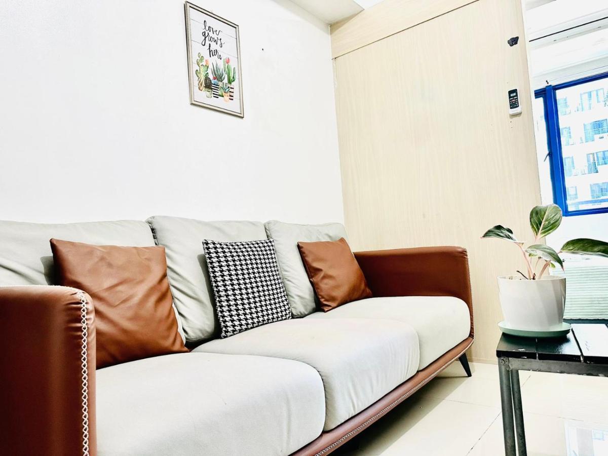 Sea 2-Br Unit With Free Parking Near Mall Of Asia Pasay Esterno foto