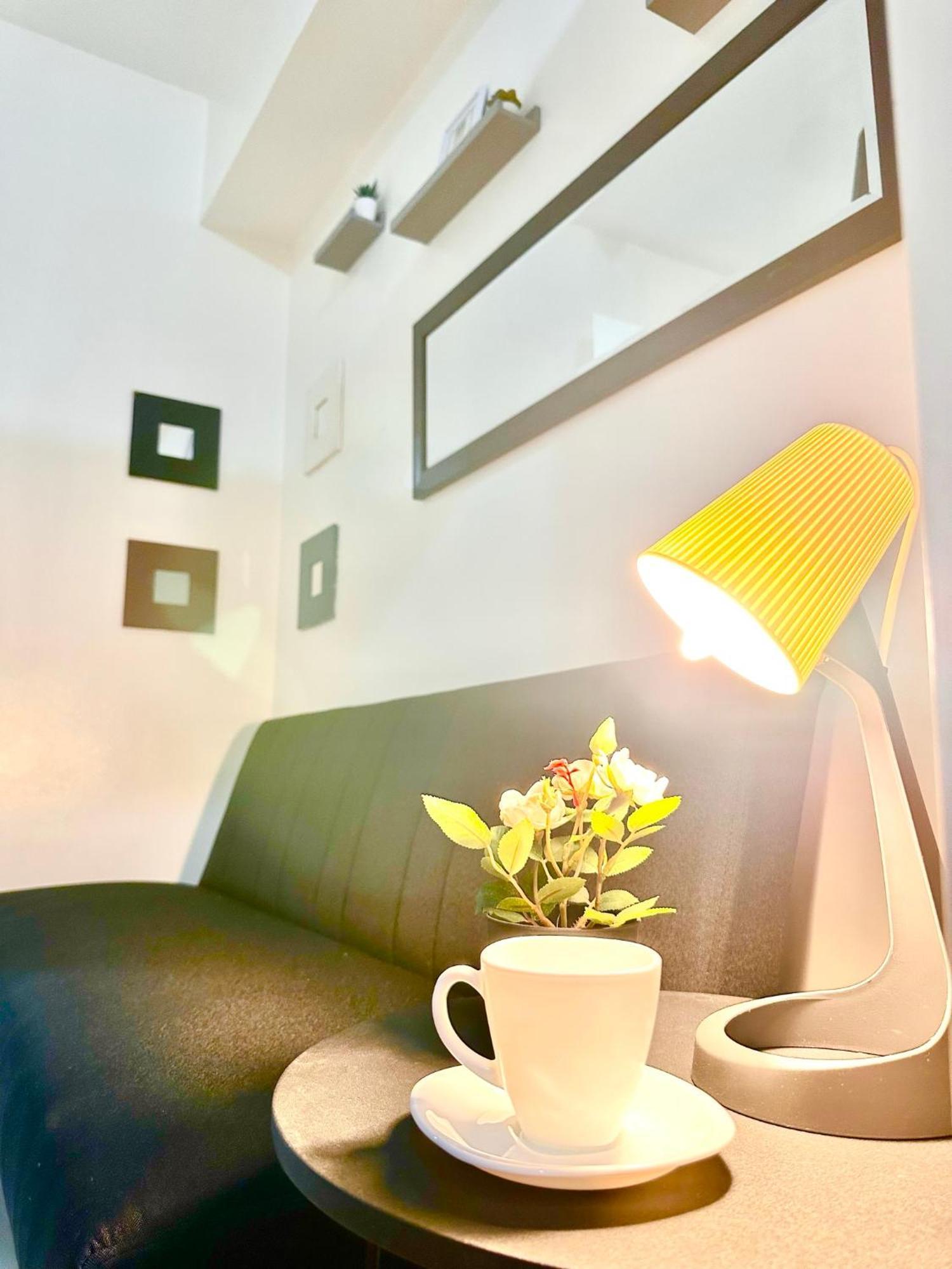 Sea 2-Br Unit With Free Parking Near Mall Of Asia Pasay Esterno foto