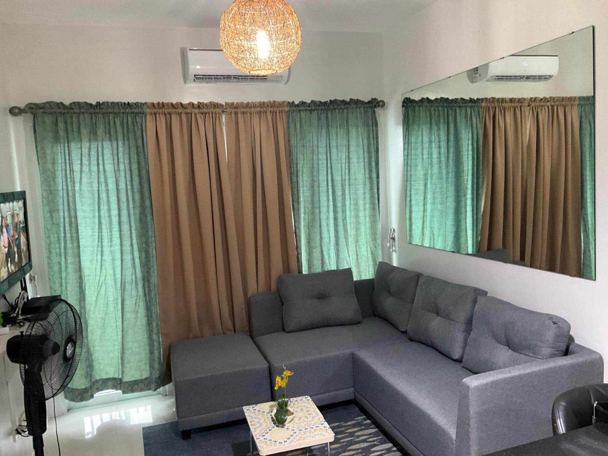Sea 2-Br Unit With Free Parking Near Mall Of Asia Pasay Esterno foto